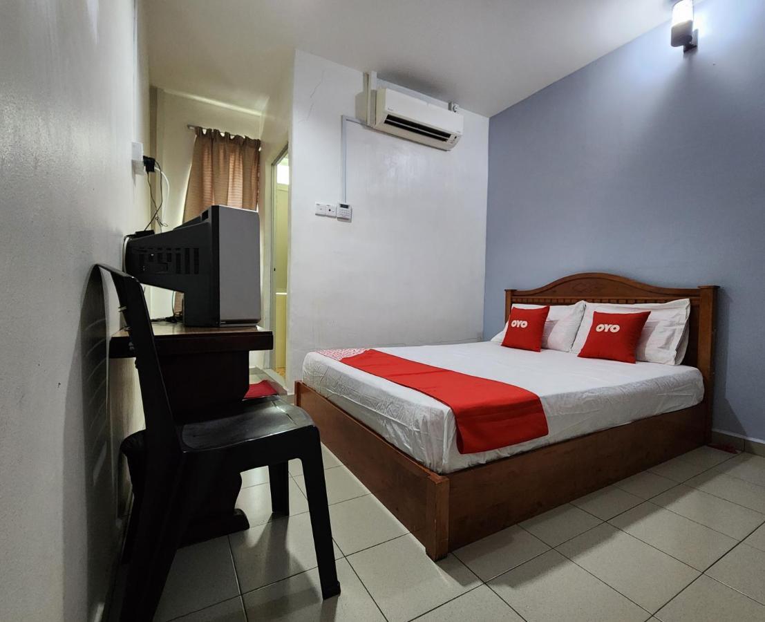 Oyo 90743 Hotel Ban Cheong Kangar Luaran gambar
