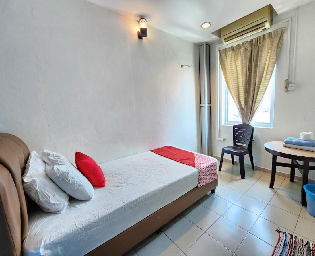 Oyo 90743 Hotel Ban Cheong Kangar Luaran gambar