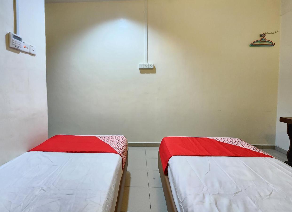 Oyo 90743 Hotel Ban Cheong Kangar Luaran gambar