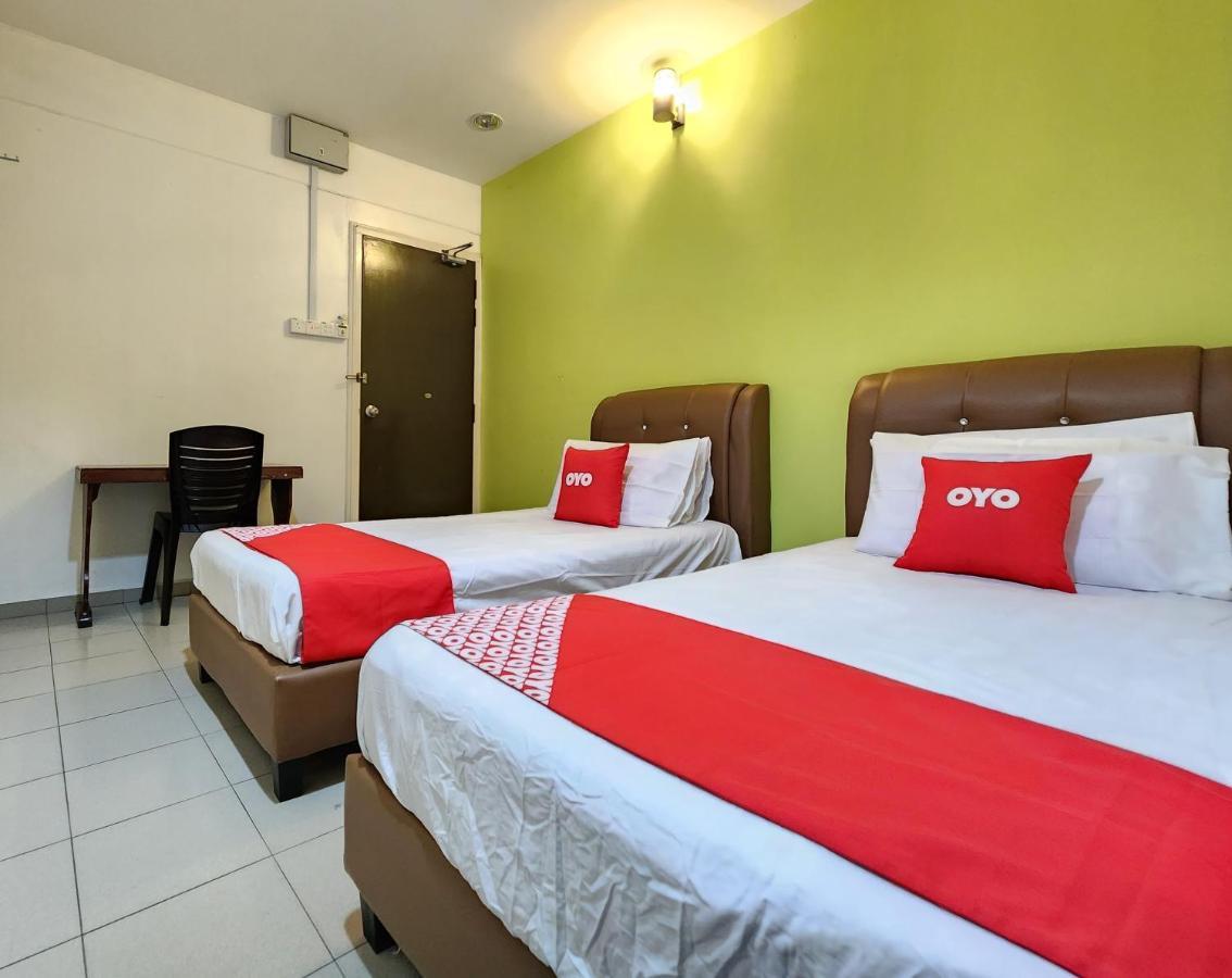 Oyo 90743 Hotel Ban Cheong Kangar Luaran gambar